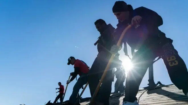 How Do I Find a Reliable Roofer Near Me?