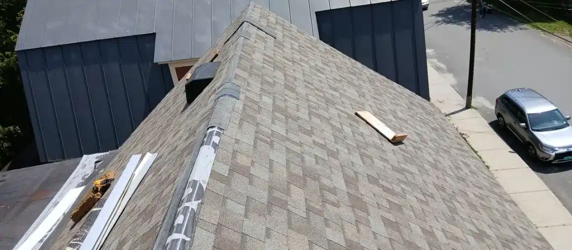 The Essential Guide to Emergency Roofing Services