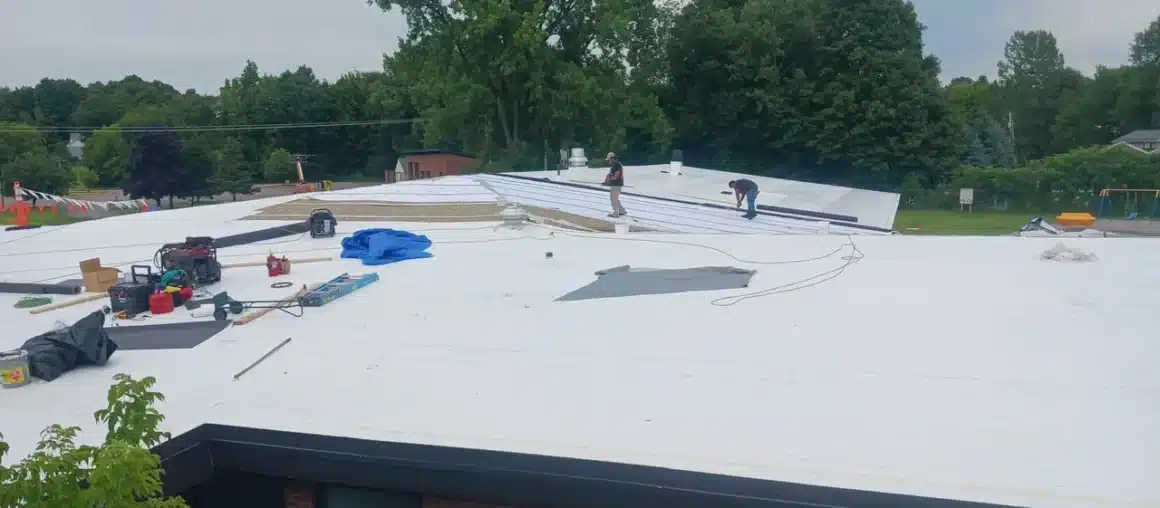 What Are the Steps in a Commercial Roof Installation?