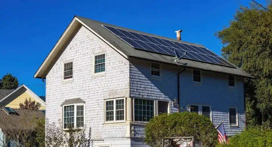 12 Tips for Maintaining Your Sustainable Roofing System Through Vermont's Seasons