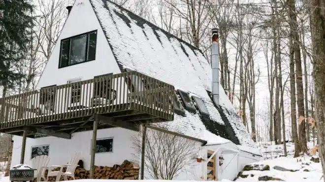 How Vermont’s Freeze-Thaw Cycle Damages Roofs After Winter